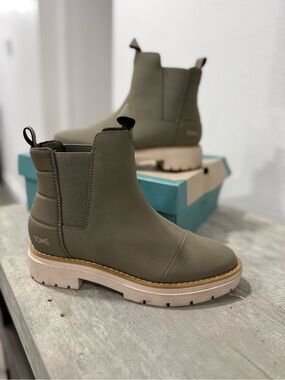 TOMS Dark Synthetic Nubuck/ Matte Woven Lug Sole Ankle Boot